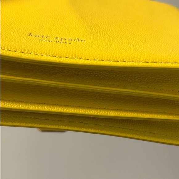 Kate Spade Locked Large Flap shoulder Bag in Pebbled Leather - Picture 11 of 11